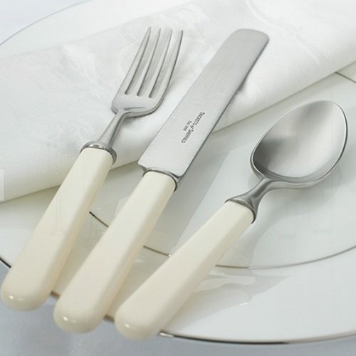 Concord 3 piece set, Cream Handled Cutlery