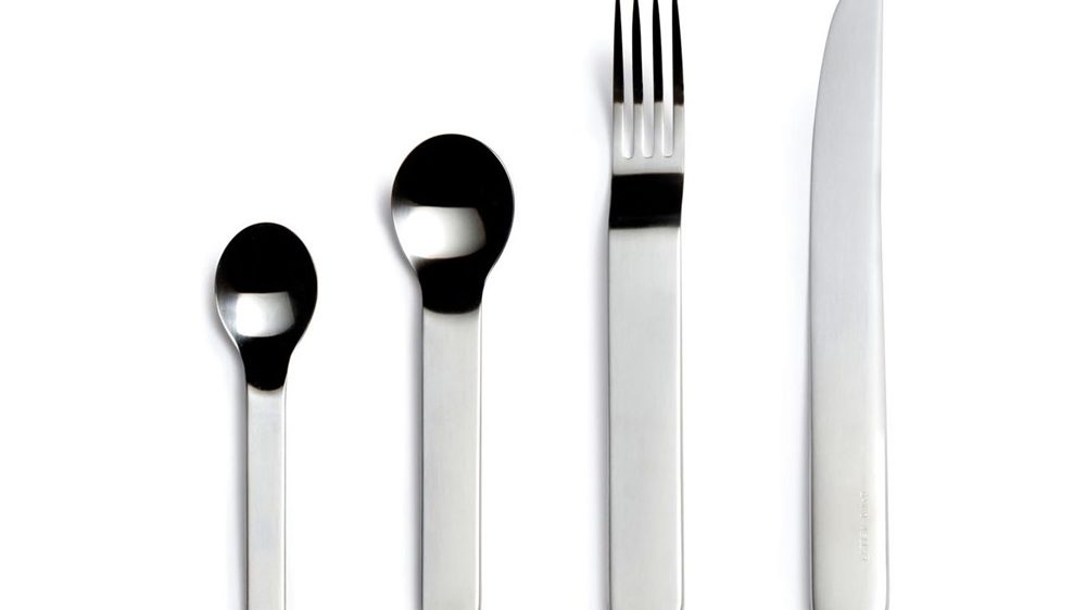 David Mellor Minimal Stainless Steel Cutlery 4 Piece Set annotated