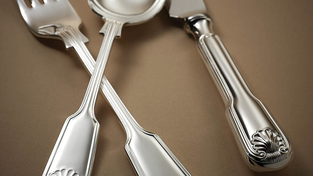 Fiddle Thread & Shell Silver Cutlery by Carrs Silver
