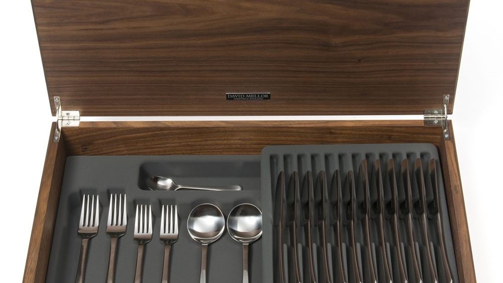 David Mellor Classic Stainless Steel Cutlery Canteen Walnut