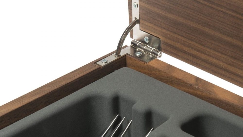 David Mellor Embassy Stainless Steel Cutlery Canteen Walnut hinge