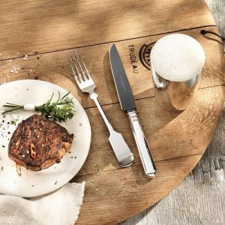 Alt-Spaten Steak knife and fork in frozen black on board