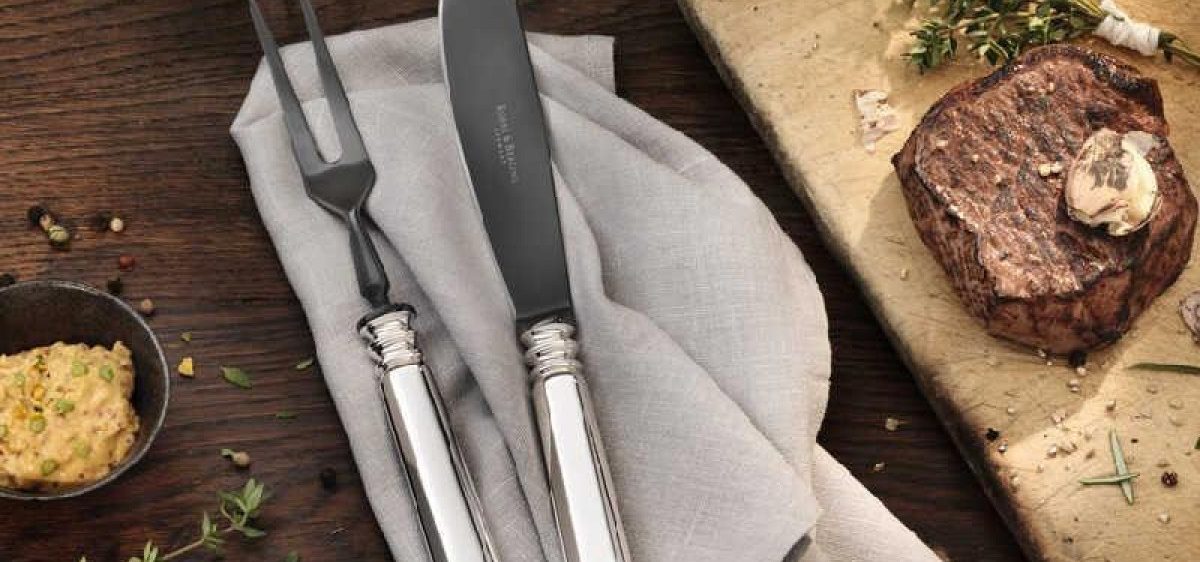Alt-Spaten carving knife and fork in frozen black on board
