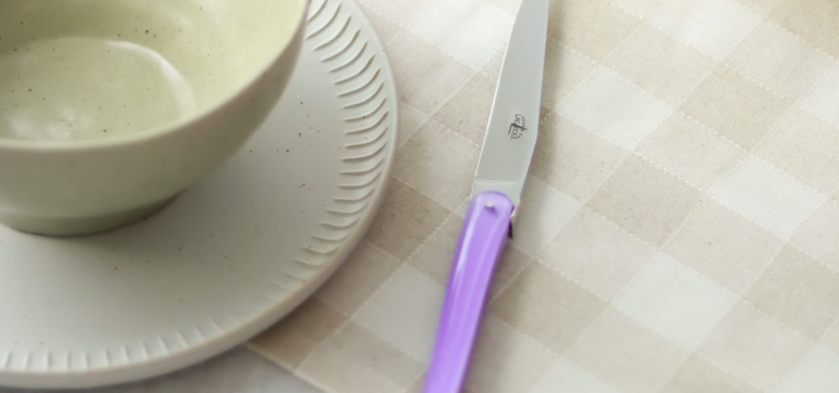 Jean Michel Wilmotte Steak Knives with lilac handle, place setting by Forge de Laguiole