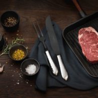 R&B Martele Carving Steak Frozen Black