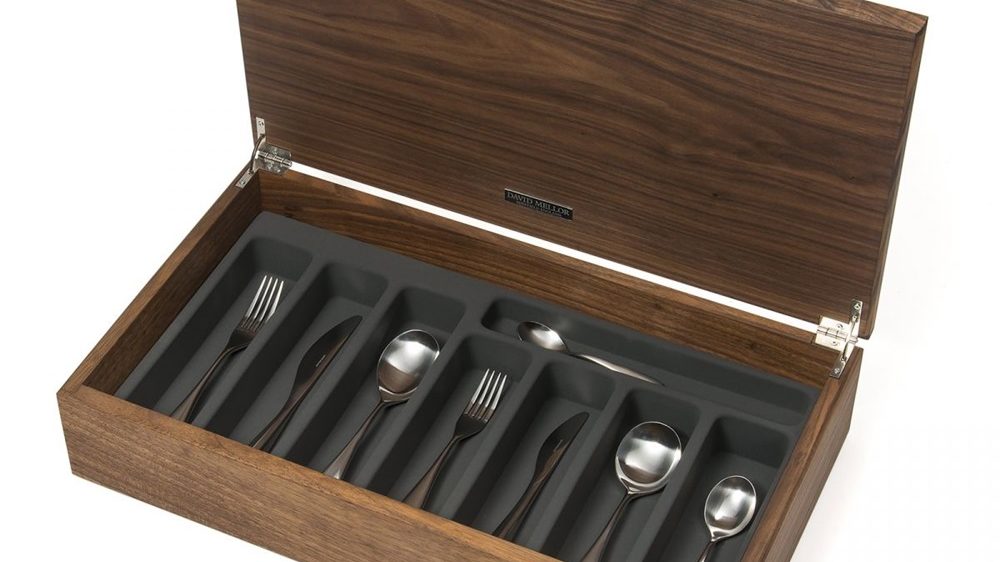 David Mellor City Stainless Steel Cutlery Canteen Walnut profile