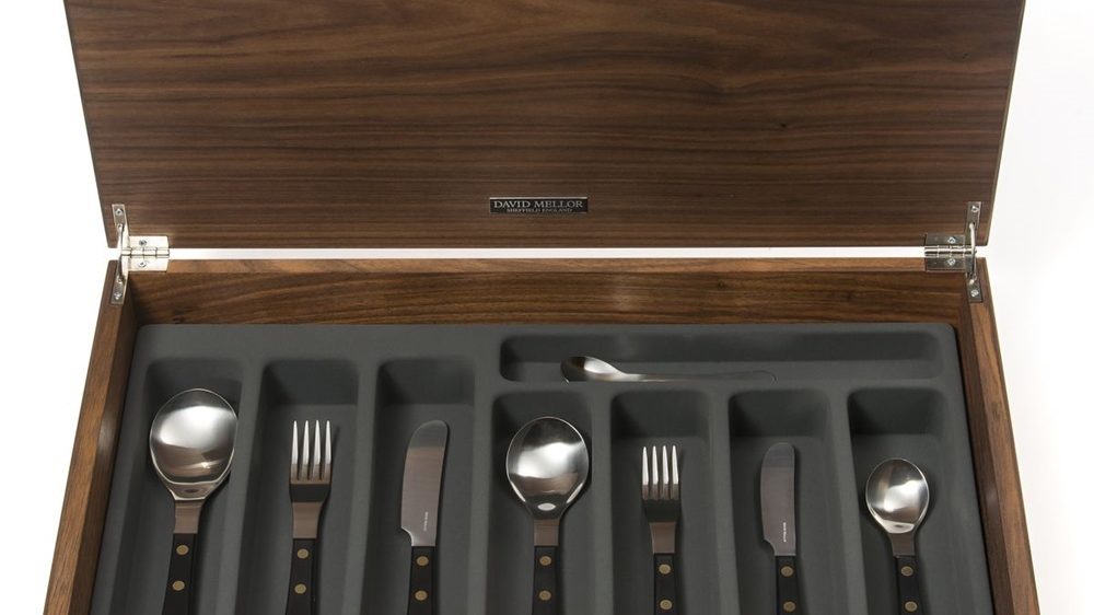 David Mellor Provencal Stainless Steel Cutlery Canteen Walnut